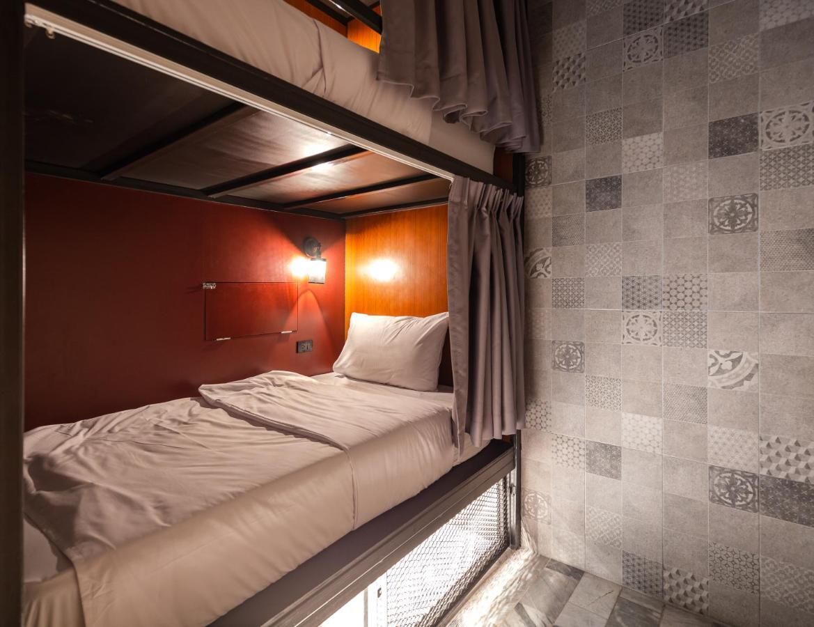 Luk Hostel Bangkok Eksteriør billede