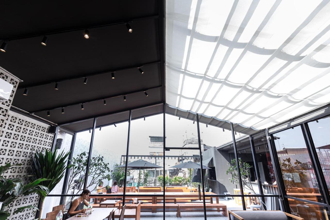 Luk Hostel Bangkok Eksteriør billede